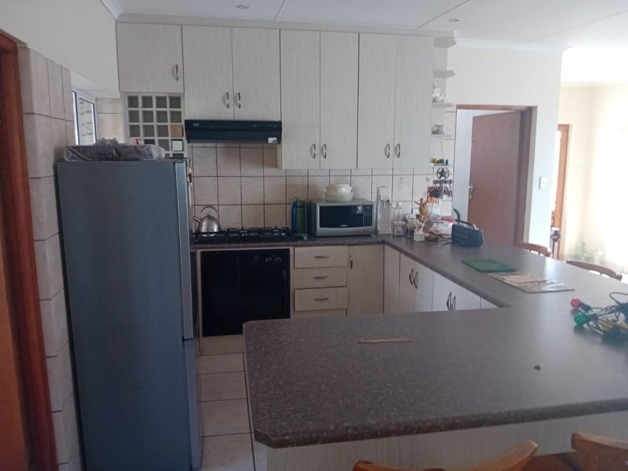 3 Bedroom Property for Sale in Stilbaai Western Cape